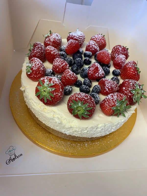 Whole Cheesecake Cakes by Andrea