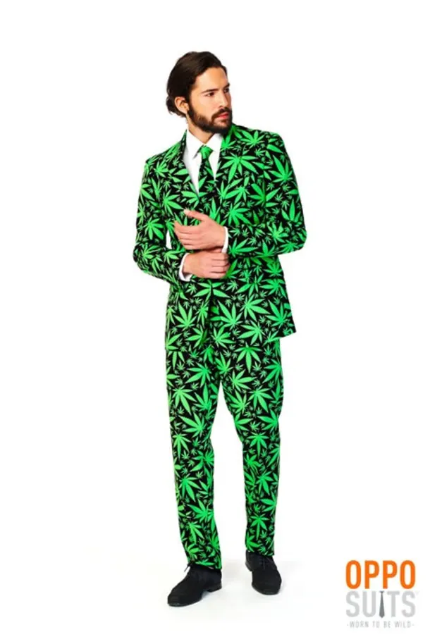 Weed Oppo Suit