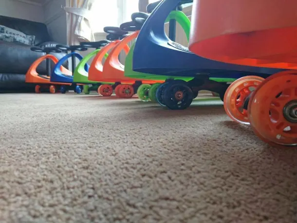 Wiggle Cars