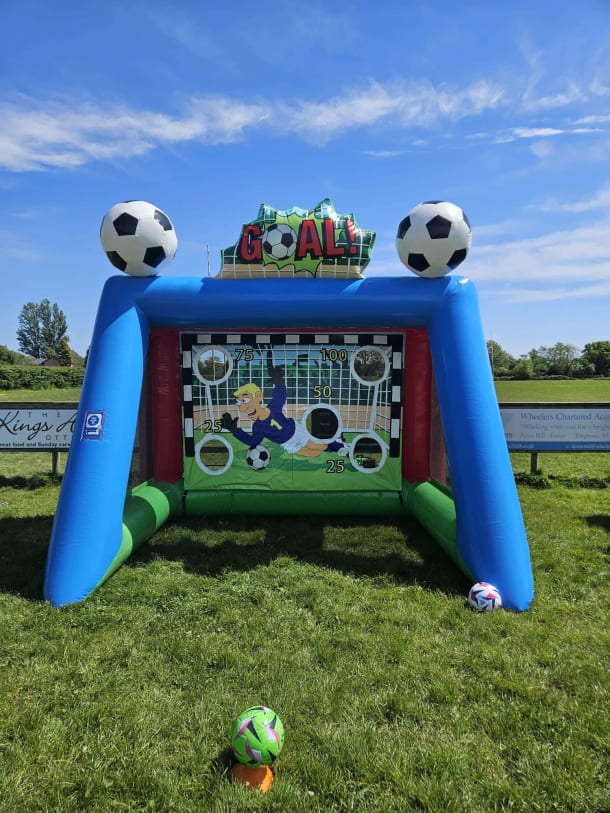Inflatable Penalty Shoot Out