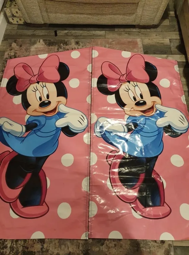 Minnie Theme Velcro
