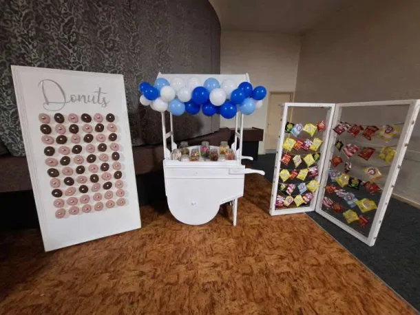 Donut Wall Crisp Wall Sweet Cart