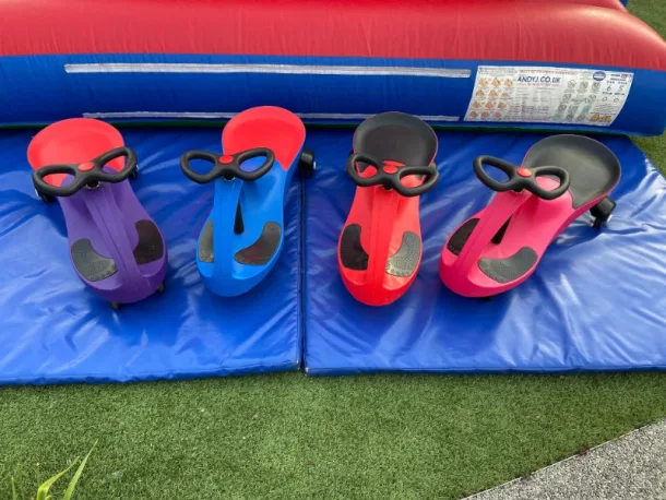 4 Wiggle Cars