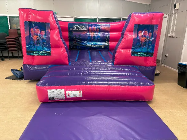 15ft X 12ft Pink And Purple  Box Indoor Castle - K-pop Demon Hunter