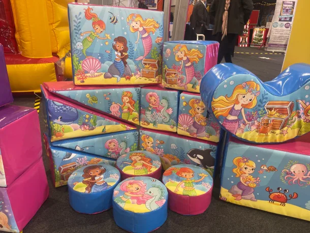 Mermaid 17 Piece Block Set