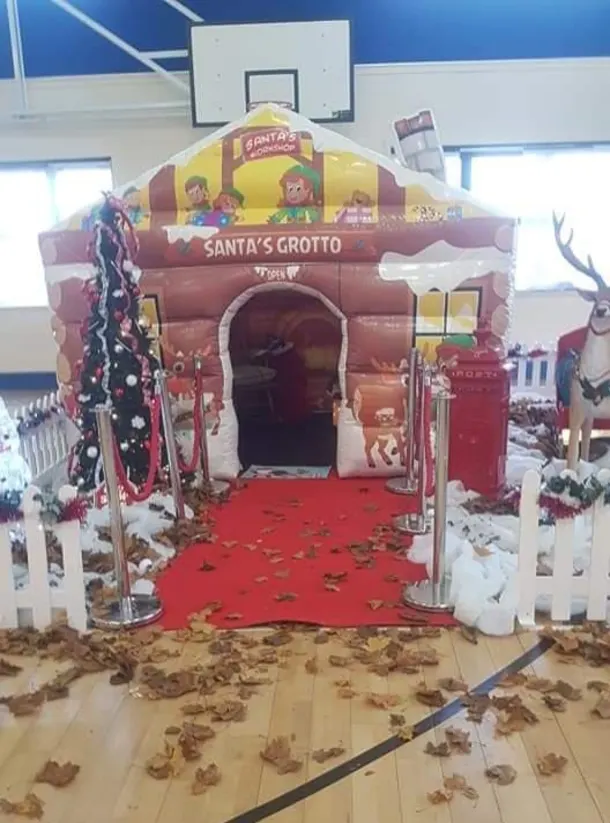 Super Deluxe Grotto Long Lease Hire