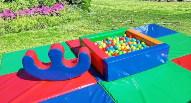 Ball Pool With Double Rocker