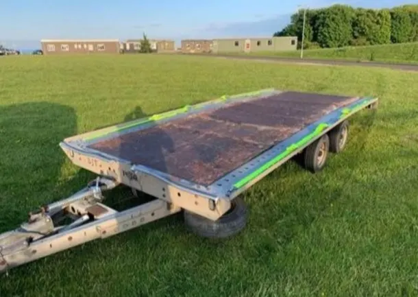 Flat Trailer Hire