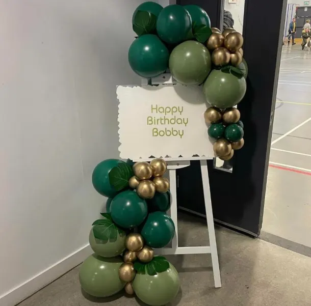 Easel With Balloons