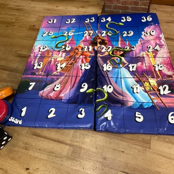 Princess Snakes And Ladders