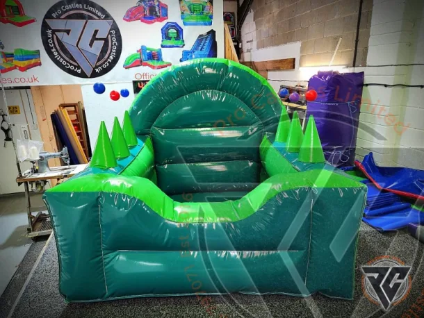 6ft X 7ft X 5ft Two Tone Green Ball Pool With Jugglers