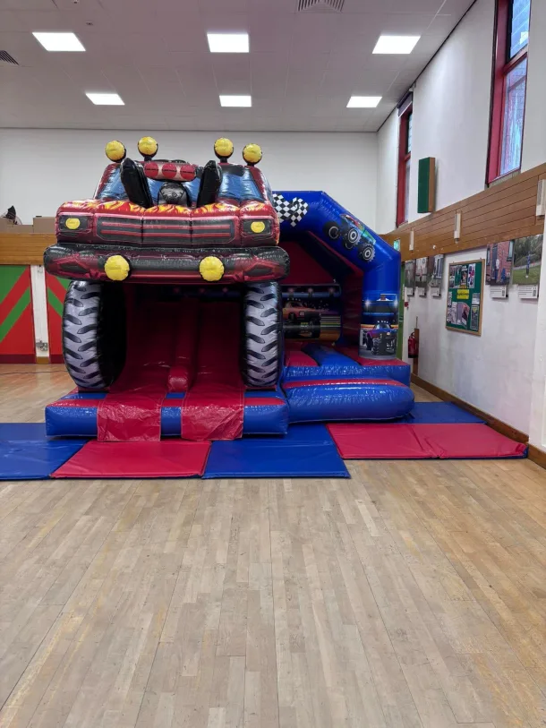 Monster Truck 3d Castle Slide