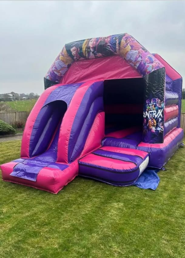 K Pop Demon Hunters Combi Slide Castle