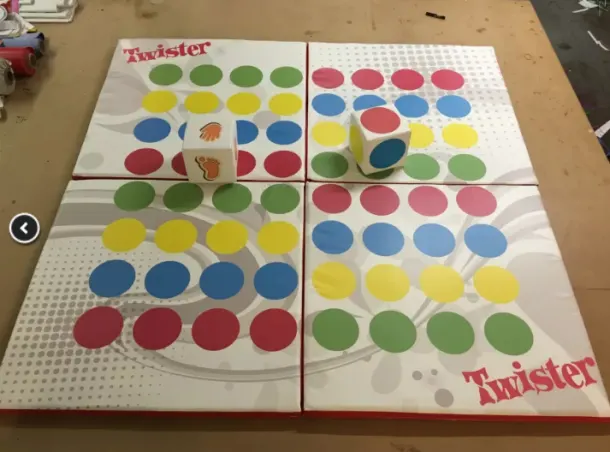 Giant Twister Game