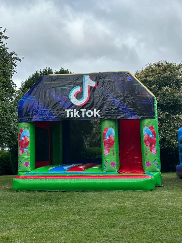 Large 16ft X 18ft Bouncy Castle And Slide