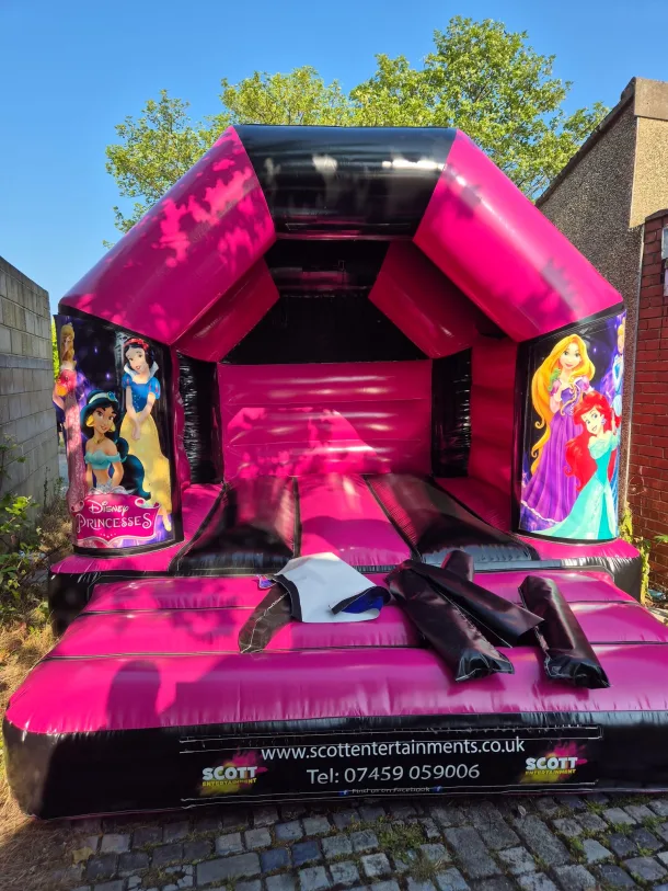 Disney 12ft X 14ft - Black And Pink Bouncy Castle