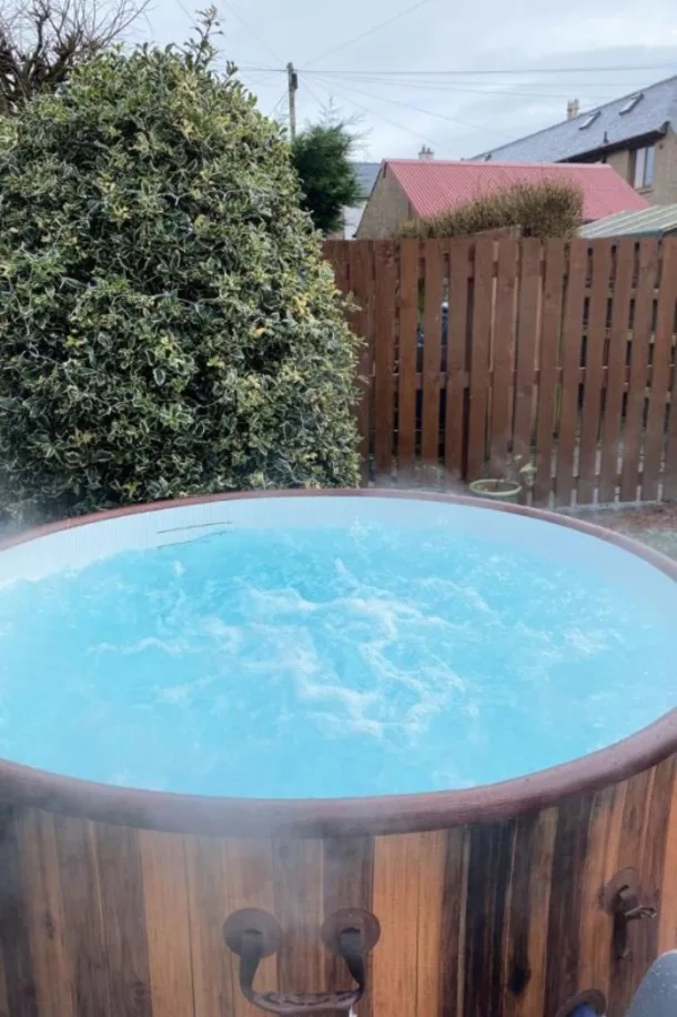 7 Person Hot Tub Party Package