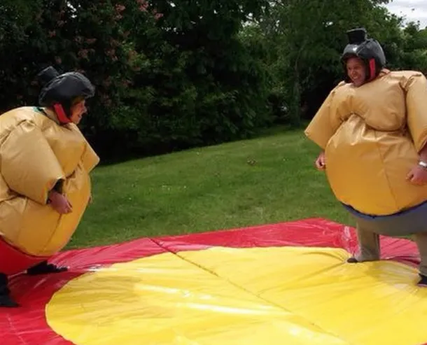 Sumo Suits And Spar Mat