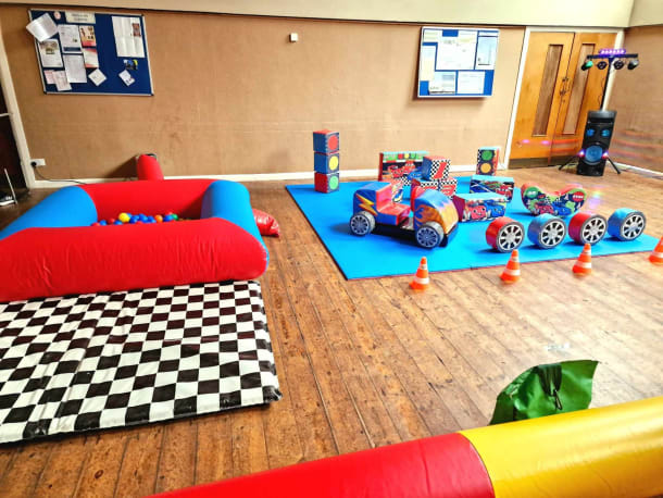 Transport Soft Play With Inflatable Ball Pool