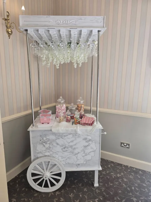 Champagne- Sweet Cart
