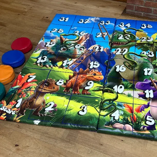 Dinosaur Snakes And Ladders