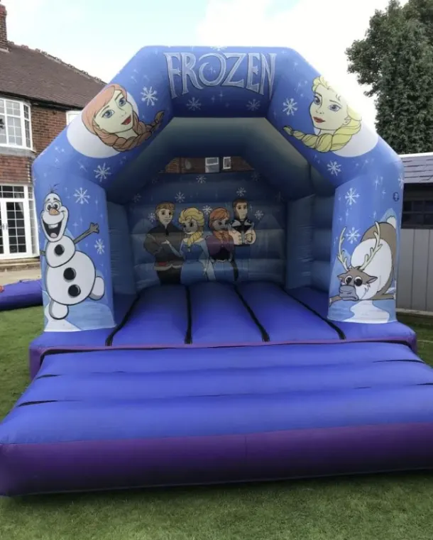 Frozen Bouncy Castle 2