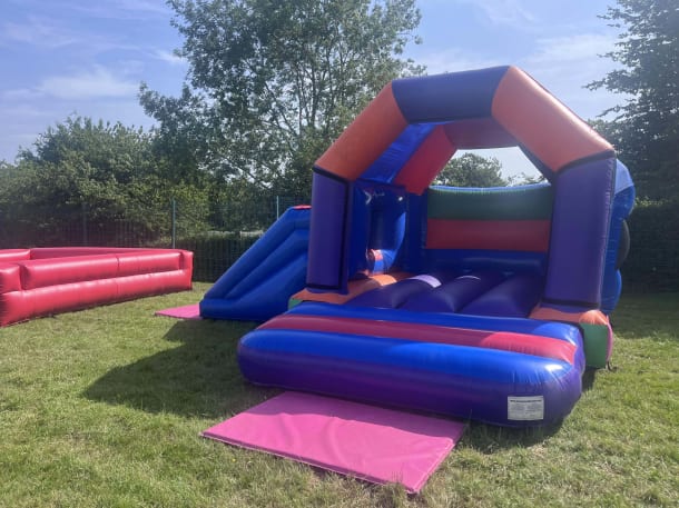 Multicoloured 15ft X 16ft