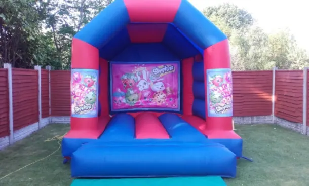 12ft X 12ft Blue And Red Castle - Shopkins Theme