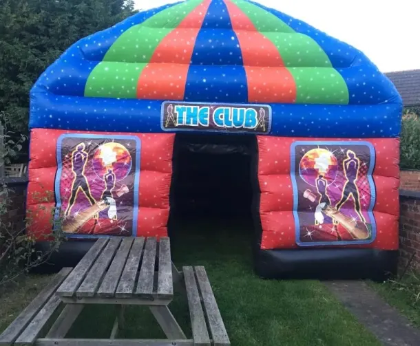 Inflatable 15ft X 17ft Megaclub