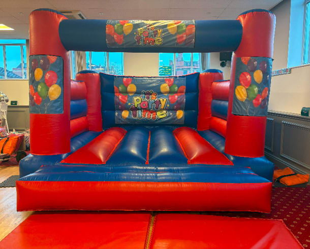 15ft X 12ft Blue And Red Indoor Castle - Balloon Generic Theme