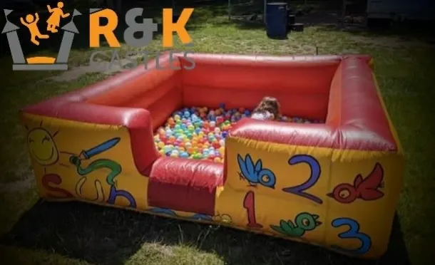 8x8ft Yellow And Red Ball Pit