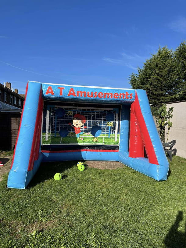 Inflatable Penalty Shoot Out
