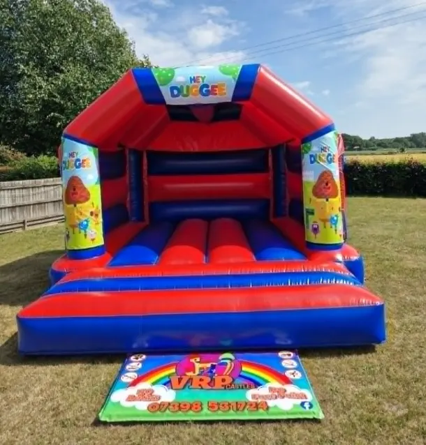 Hey Duggee Bouncy Castle Red And Blue
