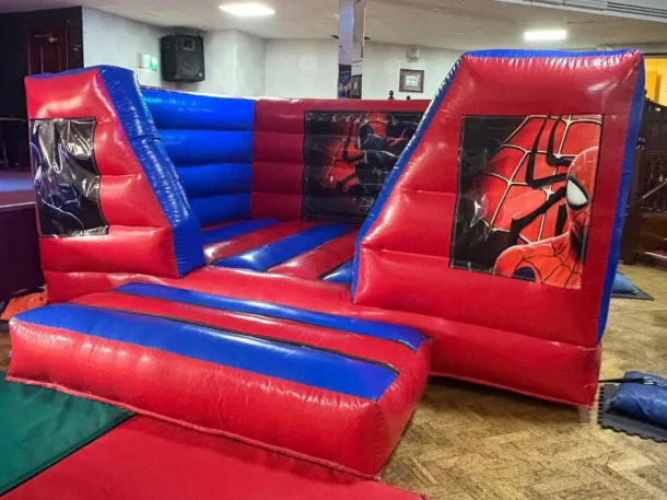 15ft X 12ft Blue And Red Box Indoor Castle - Spiderman New Theme