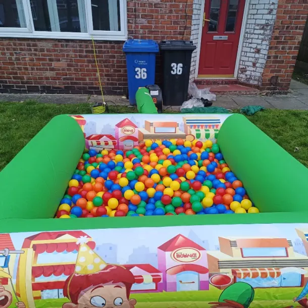 Tiny Town Ball Pool