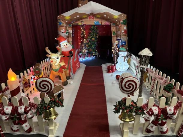 Santas Grotto Hire
