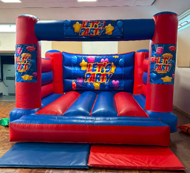 15ft X 12ft Blue And Red Indoor Castle - Balloon Generic Theme