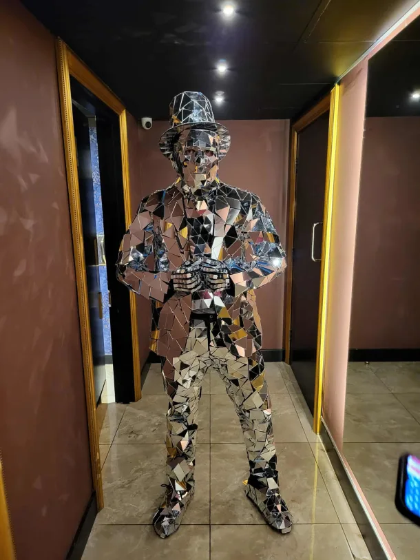 Silver Mirror Men
