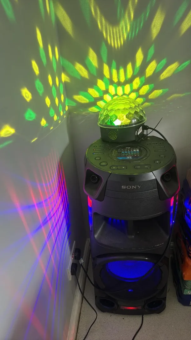 Bluetooth Speaker And Lights