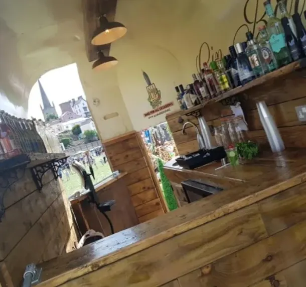 Horse Box Gin Bar