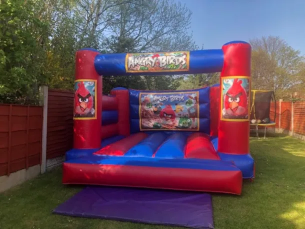 15ft X 12ft Blue And Red Indoor Castle - Angry Birds Theme