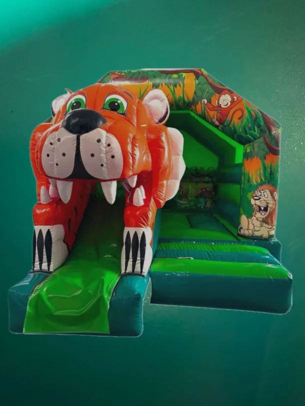 3d Jungle Combi Castle 12 X 17