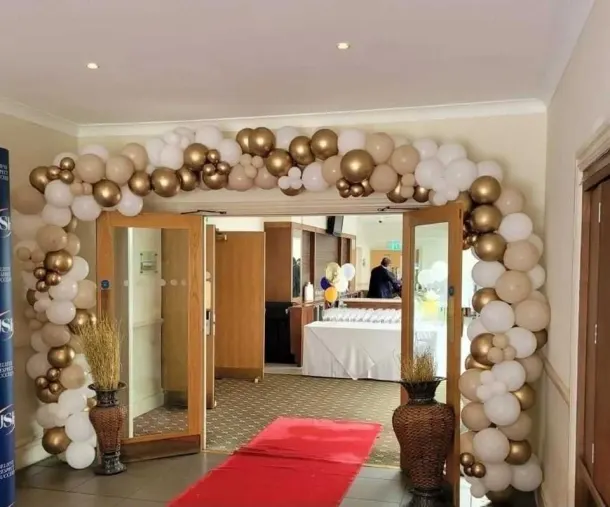 Organic Gold And White Garland