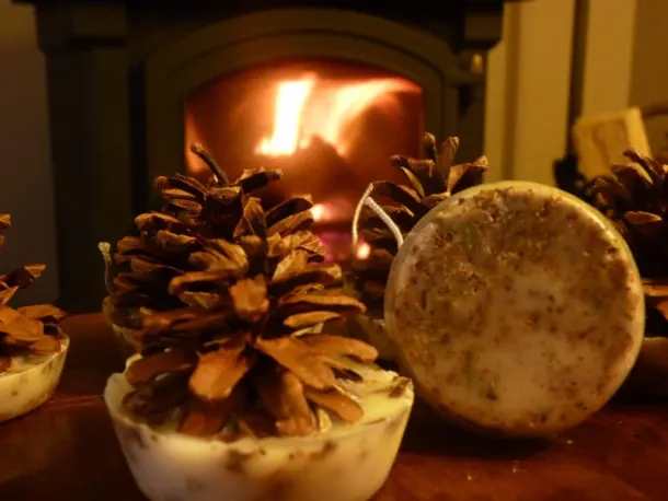 Christmas Scented Kindlecone Fire Lighters