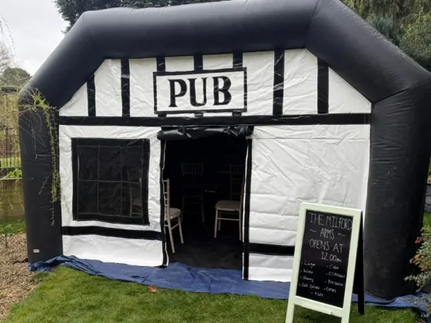 Pub 15ft