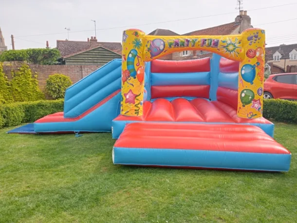 2v Red Balloons Combo Bouncy Castle