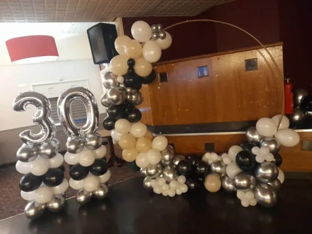 Balloon Hoop And Backdrops