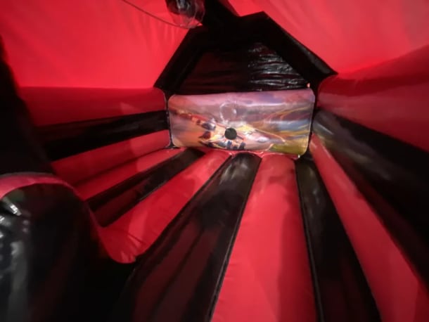 3d Unicorn And 3d Dinosaur With Slide 12ft X 18