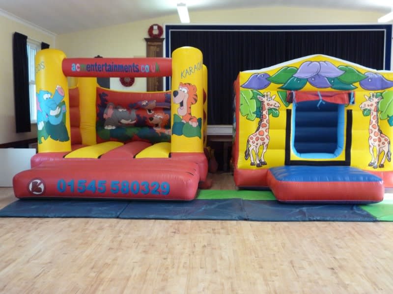 Caravan Entertainment Acm Entertainments, Bouncy Castle Hire, Rodeo Bull Hire & Disco Dome