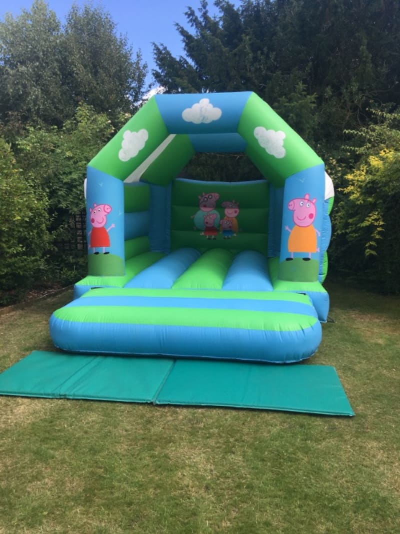 cheap bouncy castle hire Perth